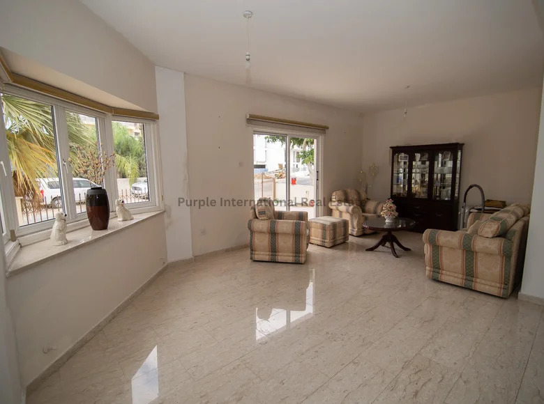 Villa de 4 dormitorios 197 m² Larnaca, Chipre