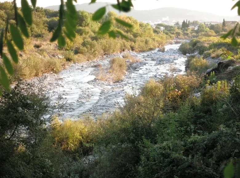 Atterrir 2 130 m² Susanj, Monténégro