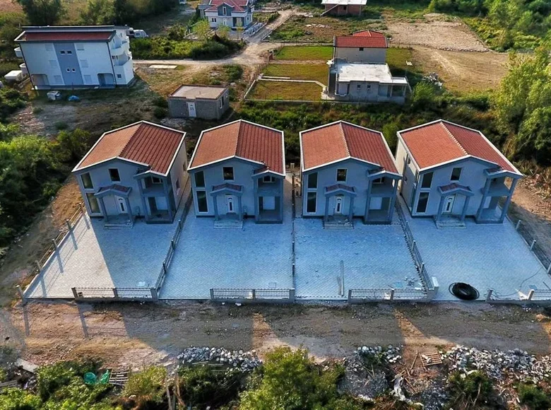 4 bedroom house 112 m² Podgorica, Montenegro