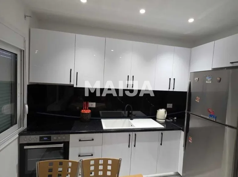 Квартира 3 комнаты 75 м² Влёра, Албания