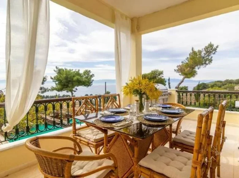 6 bedroom villa 250 m² Municipality of Ermionida, Greece