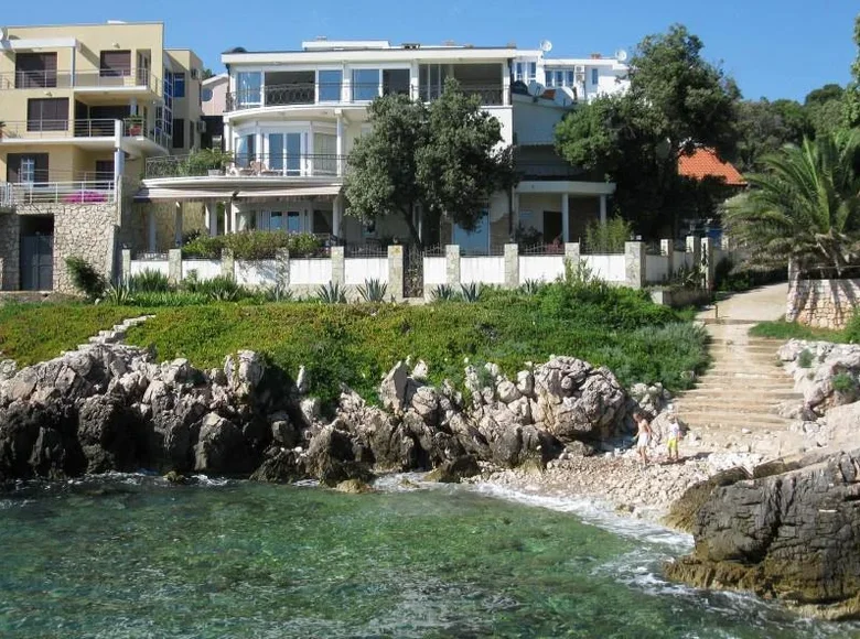 5-Schlafzimmer-Villa 497 m² Bar, Montenegro