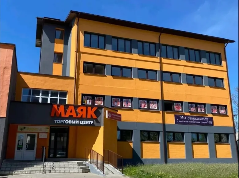 Commercial property 1 820 m² in Baranavichy, Belarus