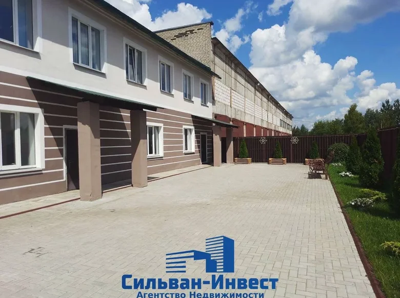 Almacén 1 550 m² en Horki, Belarús