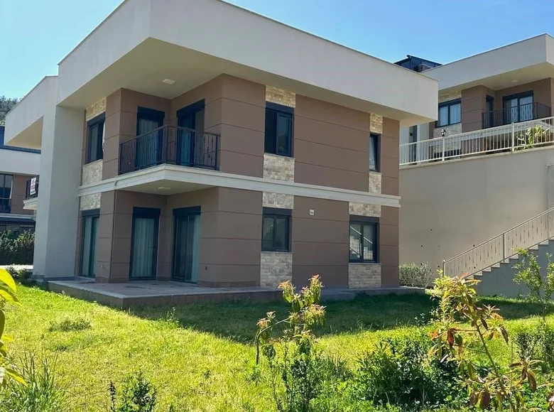 4-Schlafzimmer-Villa 220 m² Muratpasa, Türkei