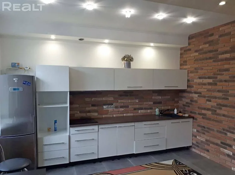 Mieszkanie 2 pokoi 64 m² Mohylew, Białoruś