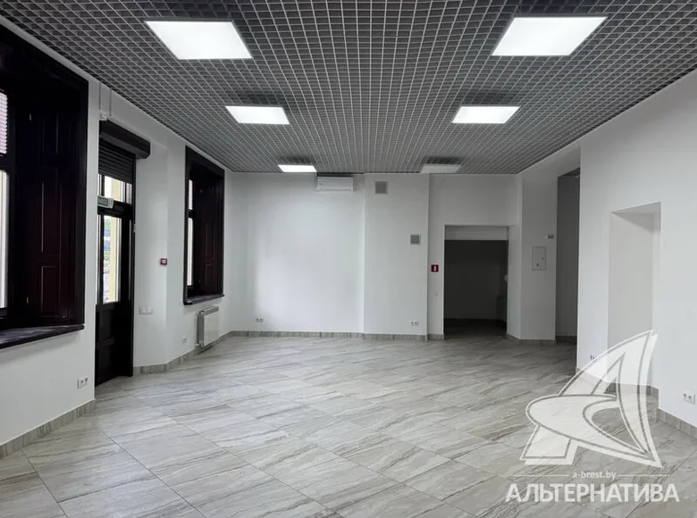 Tienda 130 m² en Brest, Belarús