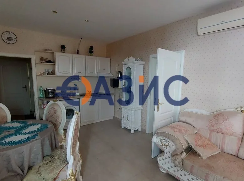 Квартира 3 спальни 82 м² Святой Влас, Болгария