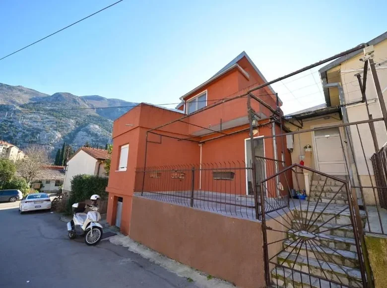 Maison 2 chambres  en Skaljari, Monténégro