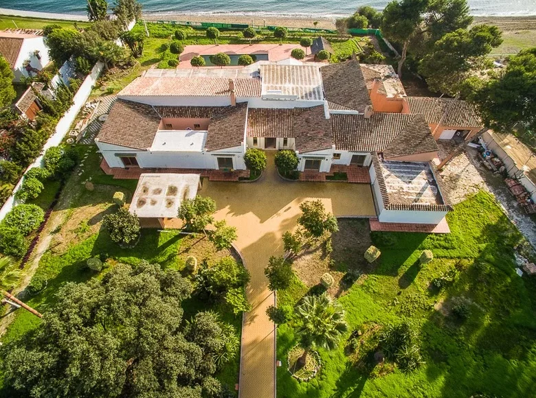 5-Schlafzimmer-Villa 700 m² Bel Air, Spanien