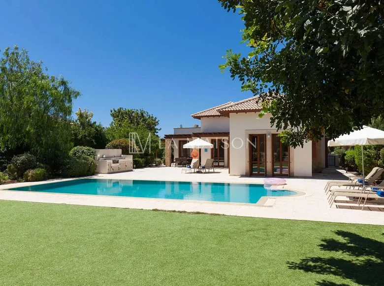 Haus 3 Schlafzimmer 210 m² Bezirk Paphos, Zypern