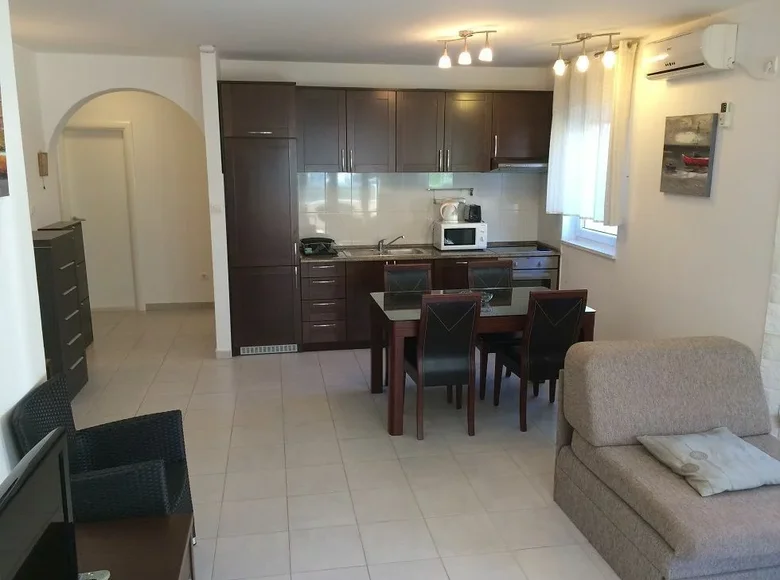 Appartement 82 m² Josice, Monténégro