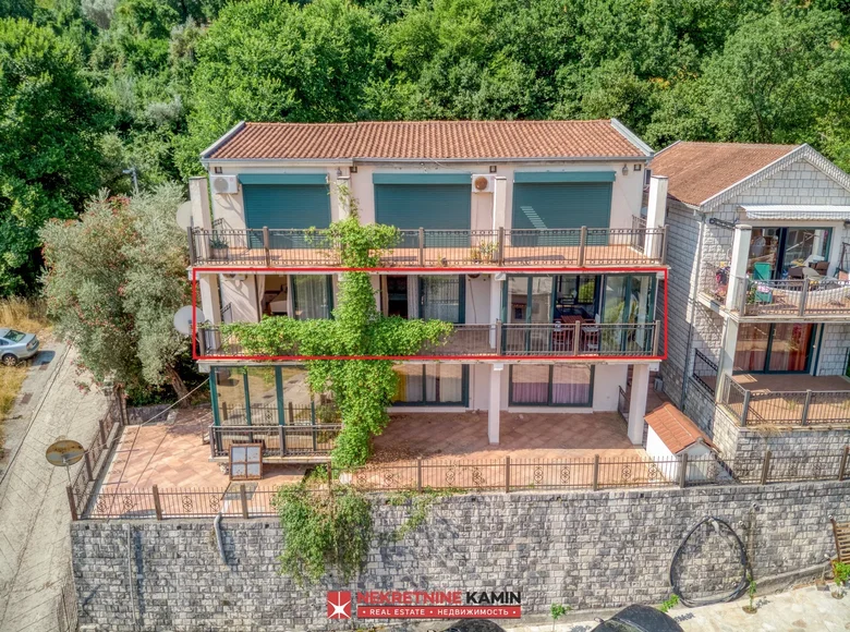 Квартира 3 спальни 129 м² Столив, Черногория