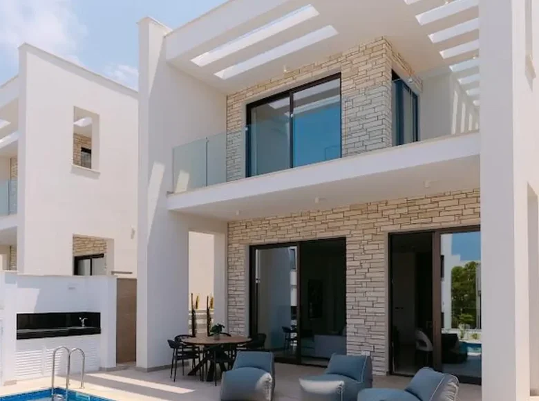 5 bedroom villa  in Paphos Municipality, Cyprus