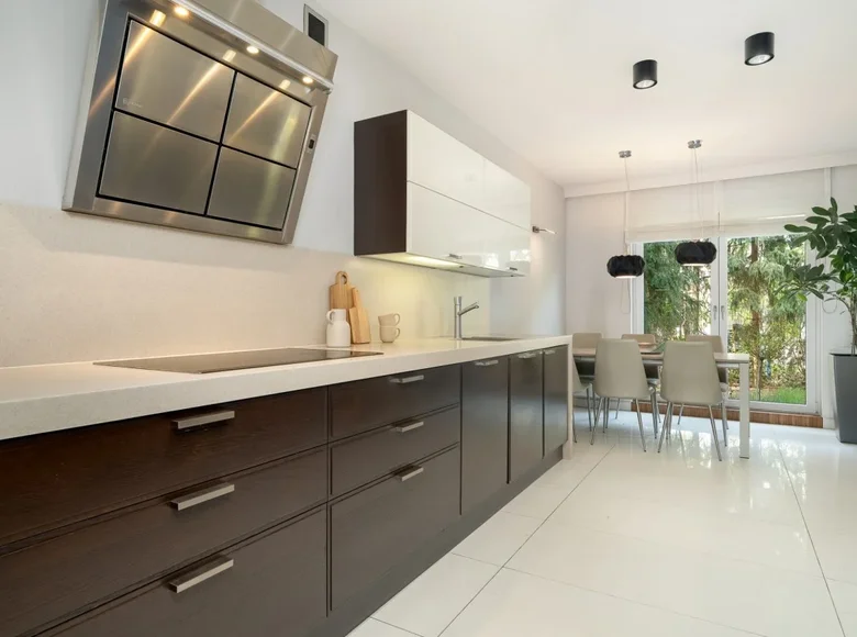 Wohnung 4 zimmer 143 m² Posen, Polen