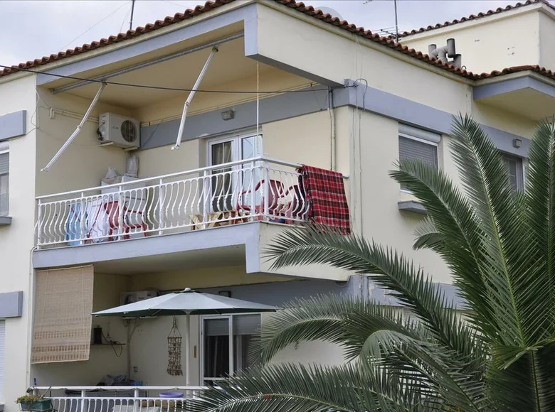 Mieszkanie 2 pokoi 105 m² Sykia, Grecja