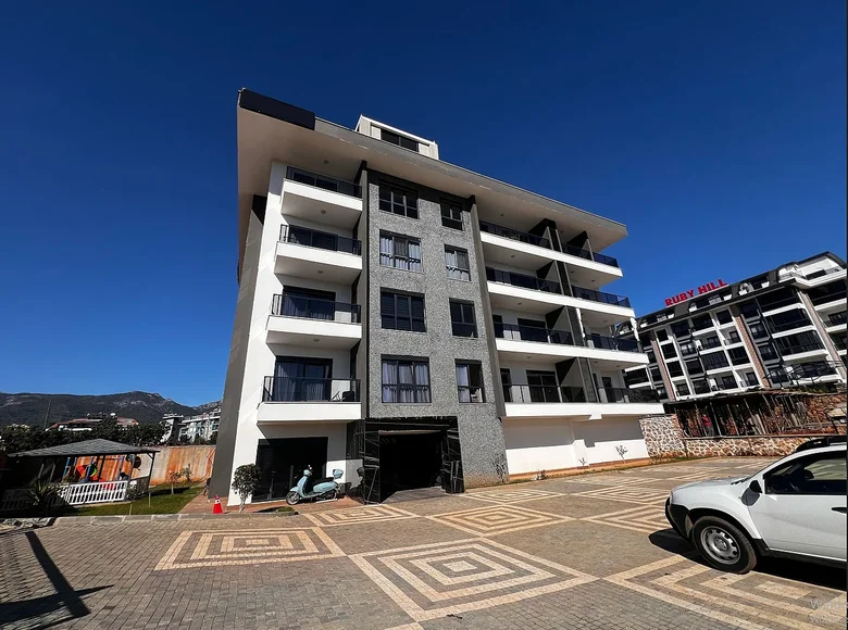 2 bedroom apartment 80 m² Alanya, Turkey