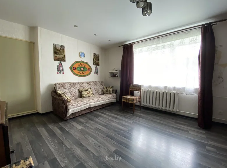 Appartement 3 chambres 48 m² Kalodziscanski sielski Saviet, Bélarus