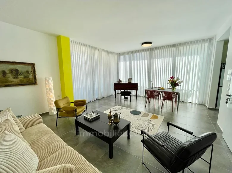 4 room apartment 110 m² Tel-Aviv, Israel