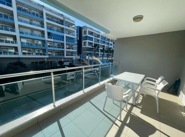 2 bedroom apartment 65 m² Alanya, Turkey
