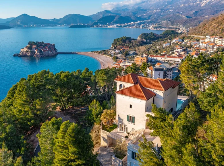 5 bedroom house 699 m² Sveti Stefan, Montenegro