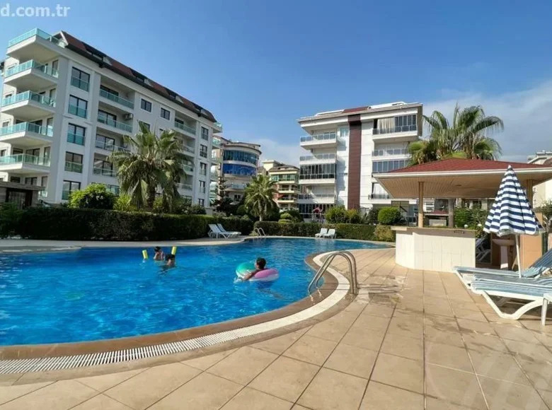 Apartamento 3 habitaciones 135 m² Kestel, Turquía