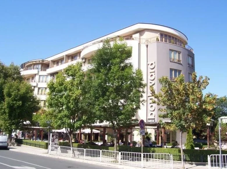Mieszkanie 2 pokoi 120 m² Nesebyr, Bułgaria