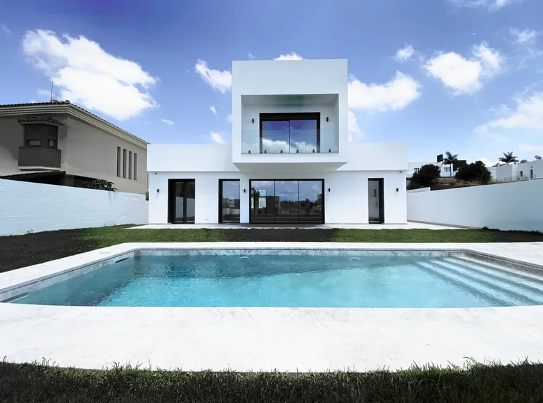 2 bedroom house 209 m² Mijas, Spain