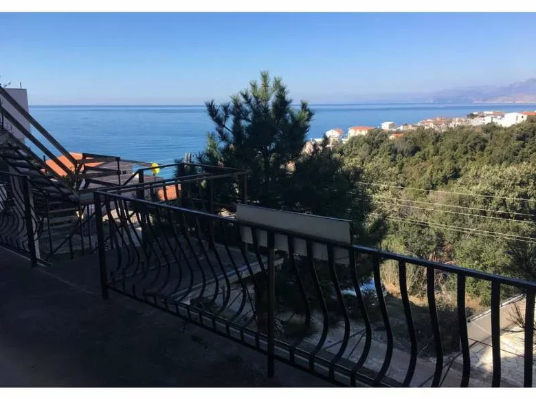 Дом 3 комнаты 200 м² Бар, Черногория