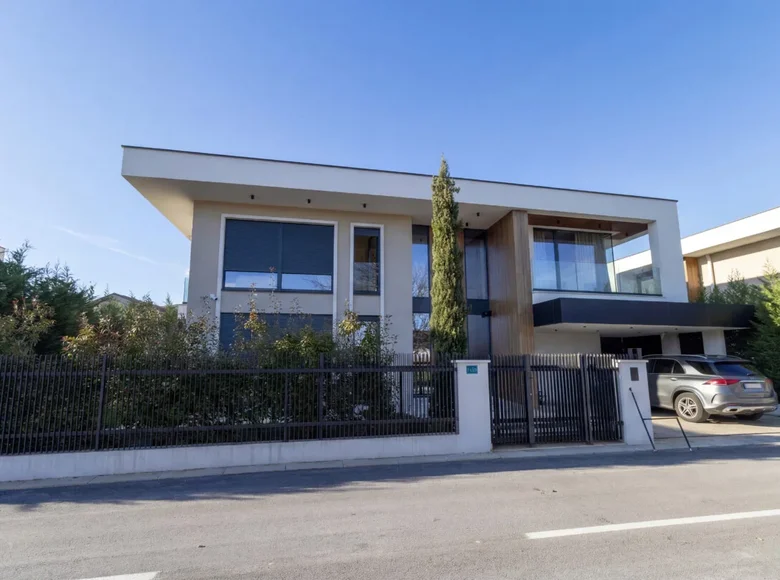 Casa  Podgorica, Montenegro