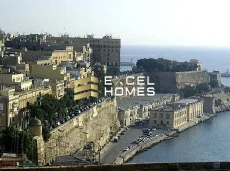 Commercial property  in Valletta, Malta