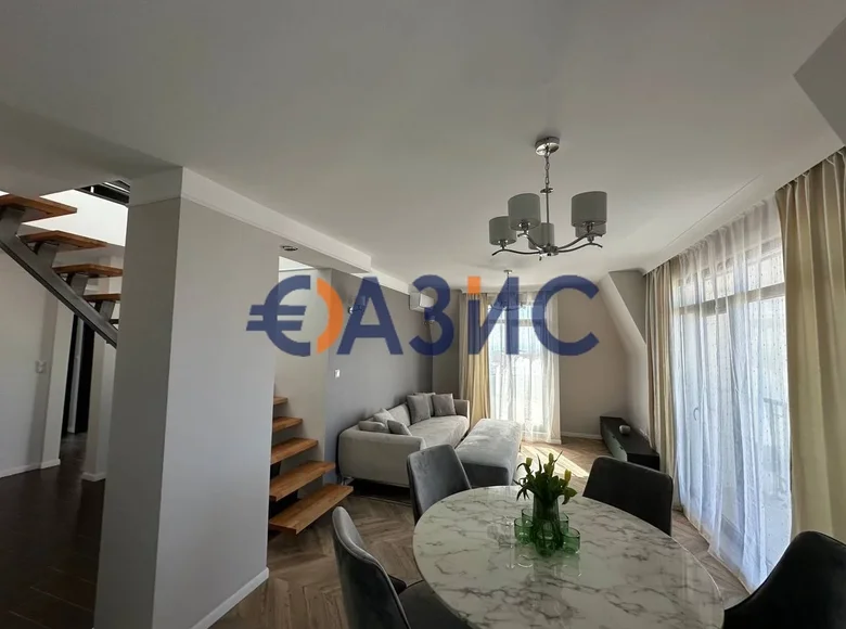 Квартира 4 спальни 200 м² Святой Влас, Болгария