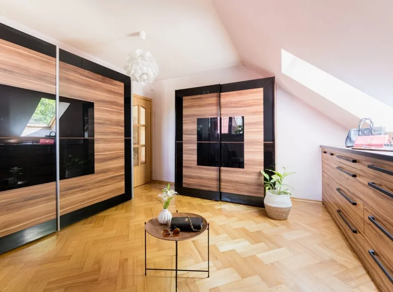 Apartment 217 m² Warsaw, Poland