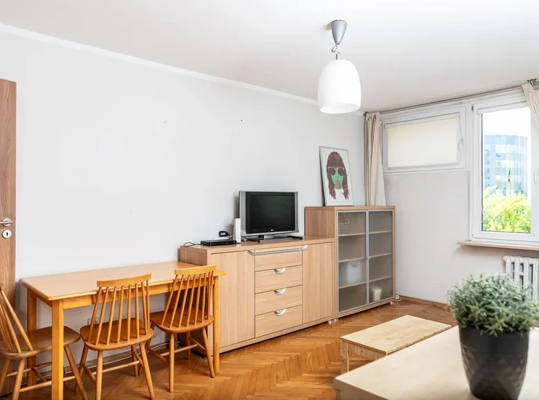 Wohnung 2 zimmer 3 608 m² Krakau, Polen