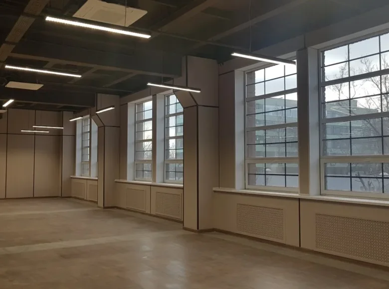 Office 8 921 m² in Moscow, Russia