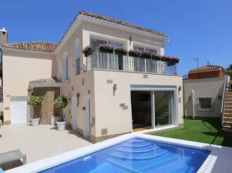 Villa de 4 dormitorios 214 m² Abadín, Španjolska