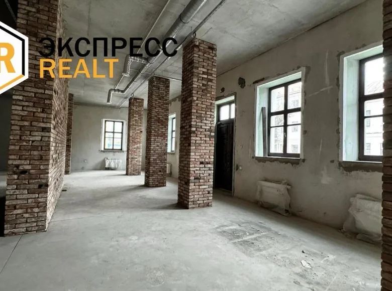 Shop 1 room 195 m² in Brest, Belarus