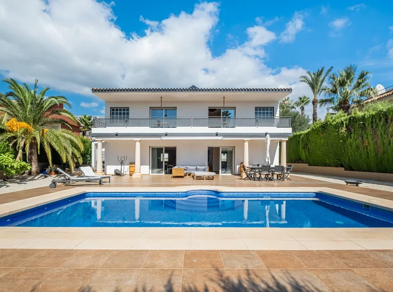 Villa de 4 dormitorios 379 m² Finestrat, Španjolska