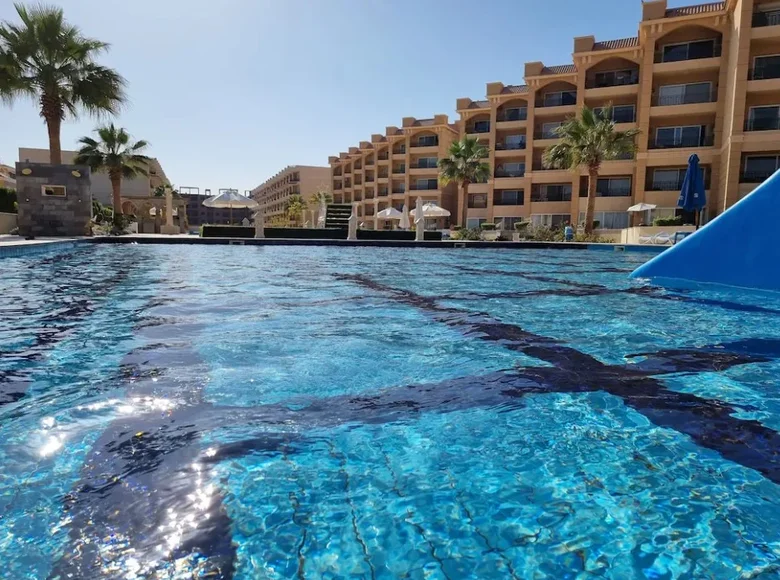 1 bedroom apartment 64 m² Gamsha, Egypt