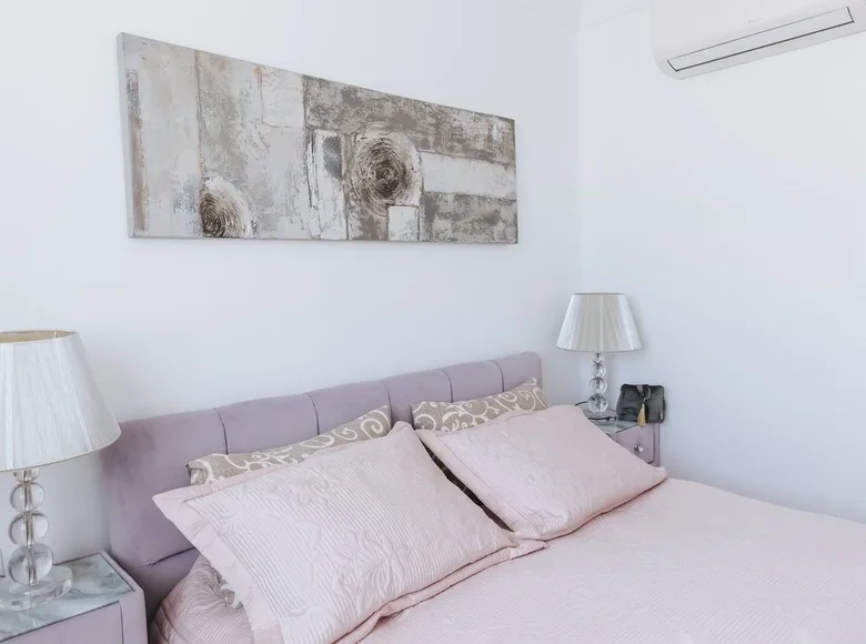 4 bedroom apartment 224 m² Manilva, Spain
