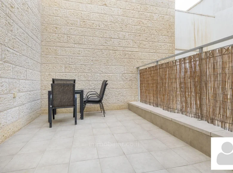 Mieszkanie 4 pokoi 93 m² Jerusalem, Izrael