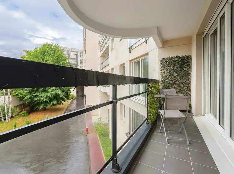 Квартира 2 комнаты 56 м² Париж, Франция