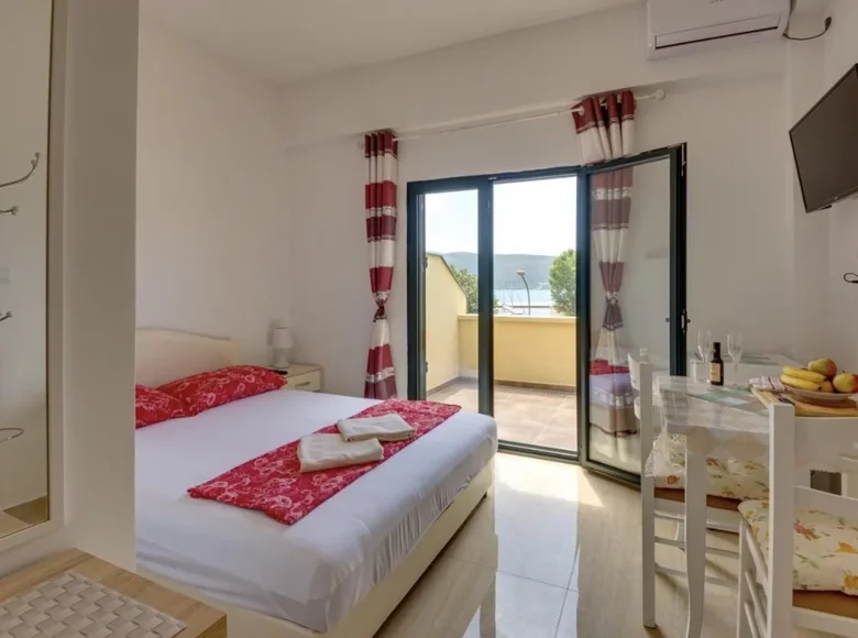Mieszkanie 8 pokojów 500 m² Herceg Novi, Czarnogóra