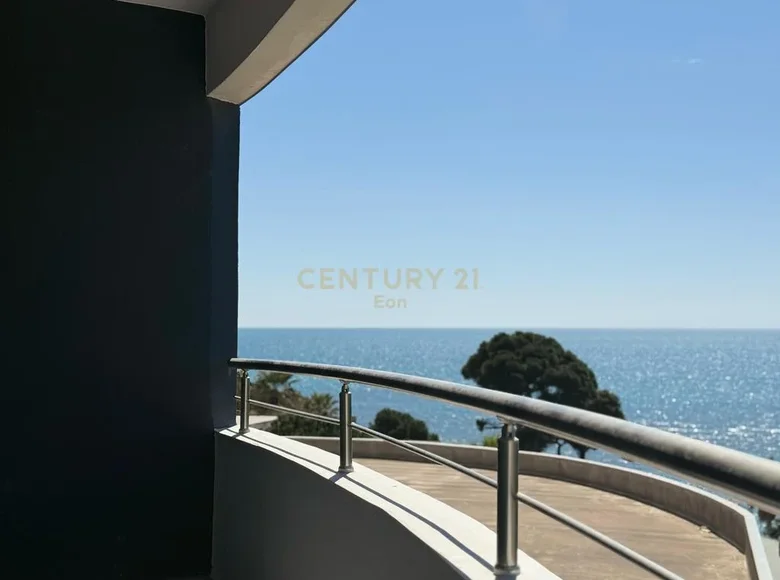 2+1 Apartment for Rent with Sea View and Parking Space at "White Hill Residence" in Currila!