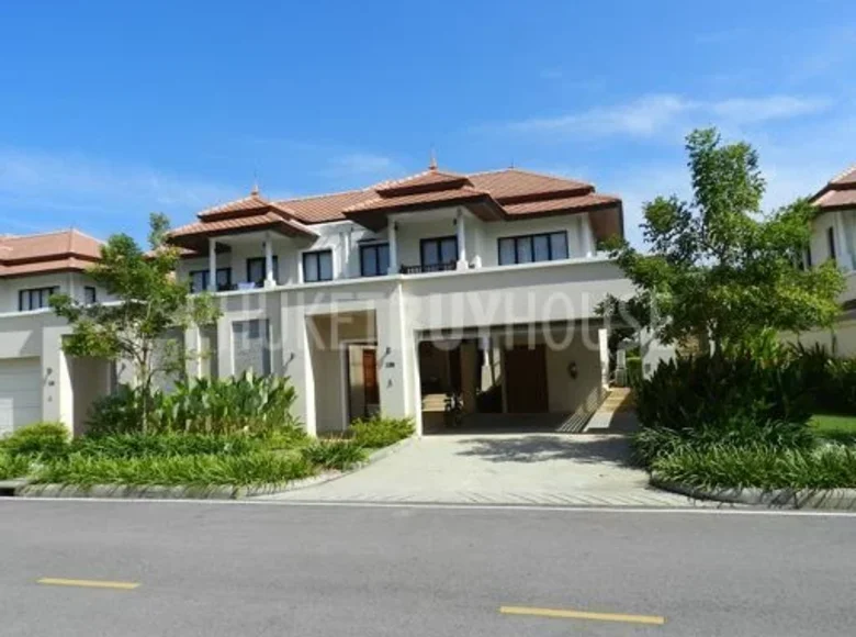 3 bedroom villa 220 m² Choeng Thale, Thailand
