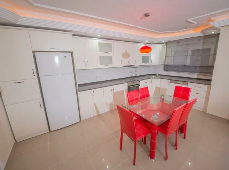 Квартира 3 комнаты 120 м² Оба, Турция