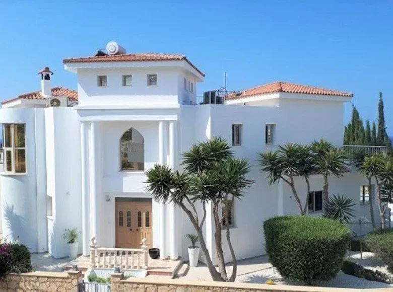 Maison 4 chambres 247 m² Paphos, Chypre