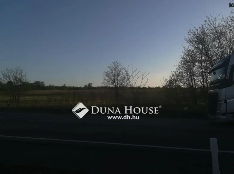 Land 45 000 m² Budapest, Hungary