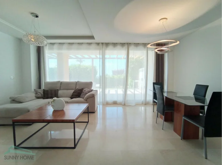 Mieszkanie 3 pokoi 144 m² Villajoyosa, Hiszpania