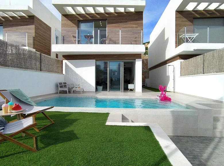 Townhouse 2 bedrooms 93 m² Orihuela, Spain